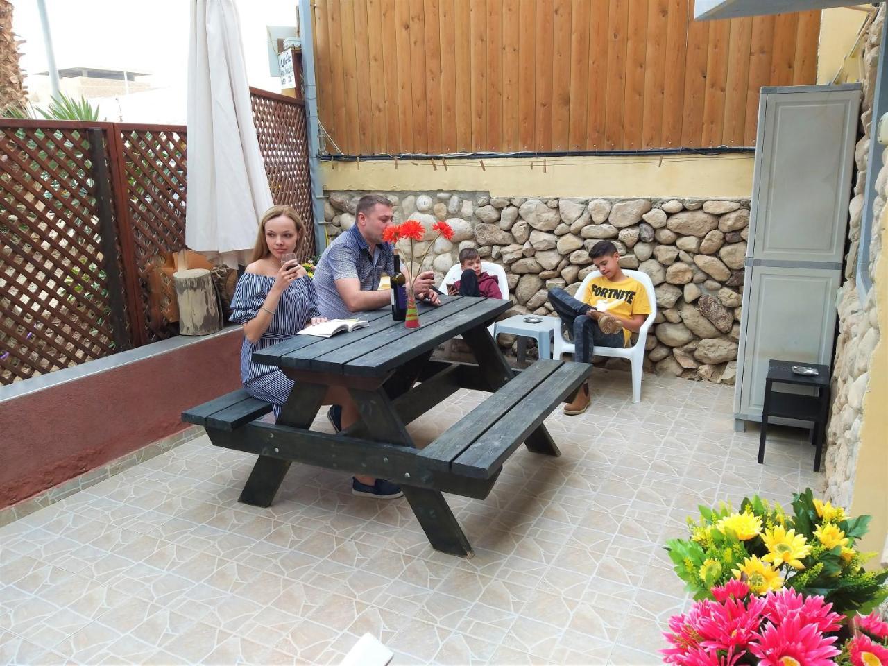 Aloni - Guest House Dead Sea Neve Zohar Exterior photo