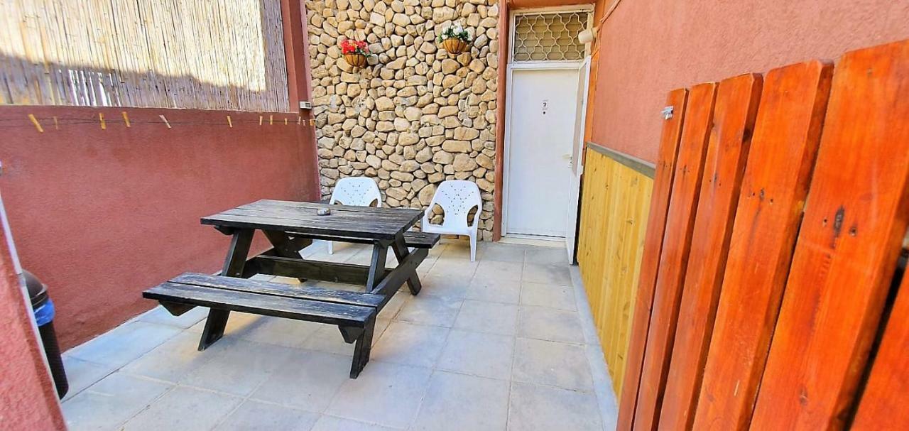 Aloni - Guest House Dead Sea Neve Zohar Exterior photo